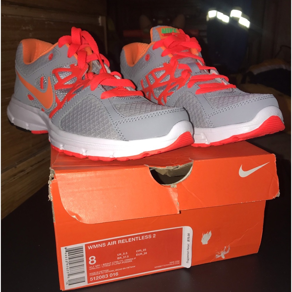 Nike Womens Air Relentless 2 NWOT For Sale No Lid Running/Gym shoes